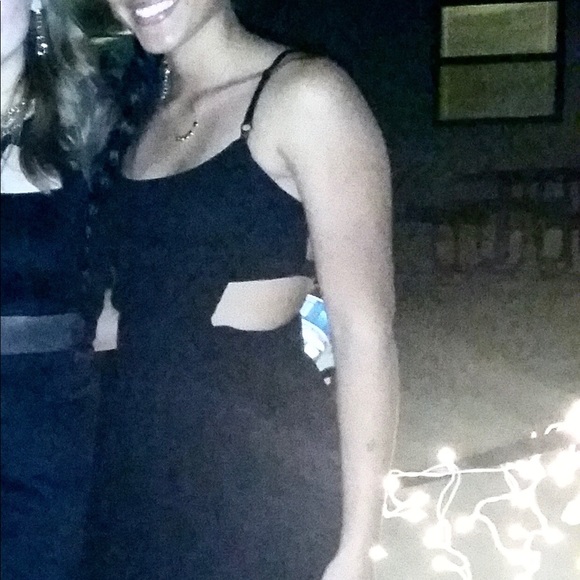 Black maxi dress with cutouts - Picture 4 of 5